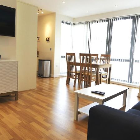 Western Gate, Executive Central Apartments Basingstoke Luaran gambar